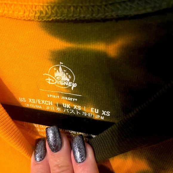 Disney Mickey’s Halloween Spirit jersey. 2022 Party exclusive XS MNSSHP - Picture 3 of 3